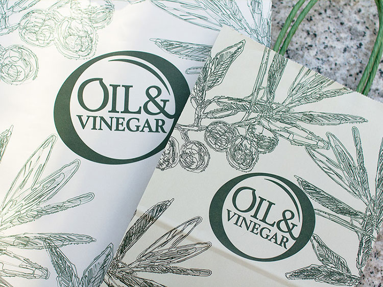 OIL&VINEGAR©様　オリジナル紙袋とフレキソ紙袋