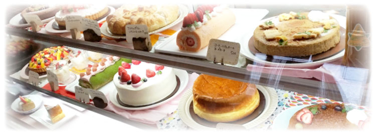 ホールケーキが並んでるイメージ