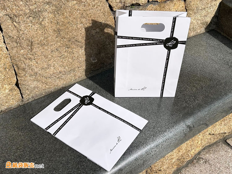 オリジナル紙袋はブランド価値を高める重要ツール