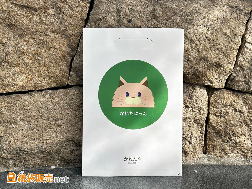 全面フルカラー印刷でブランドの世界観を表現したオリジナル紙袋