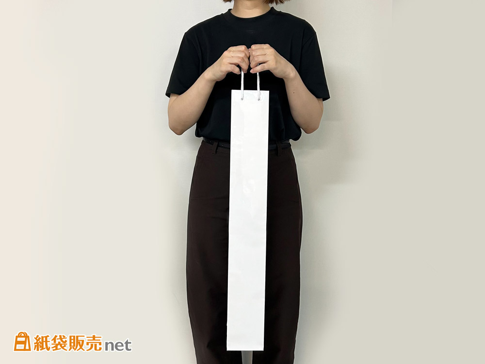 贈答用としても使いやすい上品な雰囲気のオリジナル紙袋